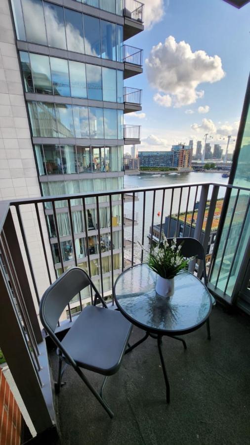 Luxury 2 Bed Excel Londen